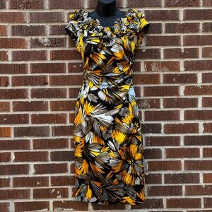 Vintage Maggie L Sz 4 women's Ruffle V Neck Slim Fit Straight Line Dress Formal